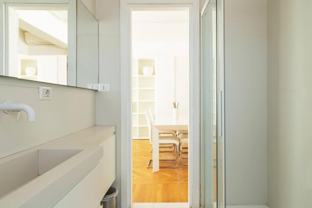 Bilocale Vista Sul Duomo Di Milano Appartement Buitenkant foto