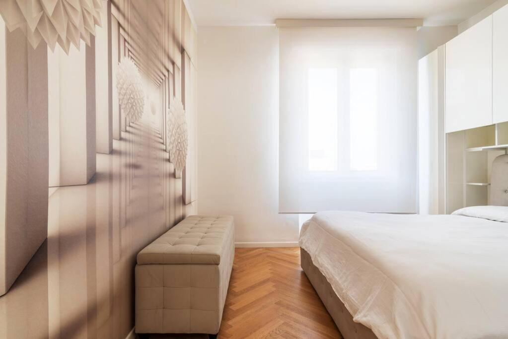 Bilocale Vista Sul Duomo Di Milano Appartement Buitenkant foto